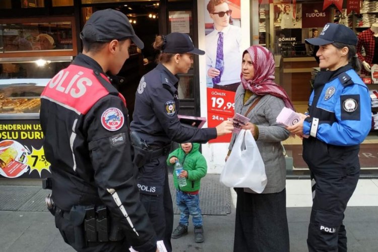 Polisler 'KADES' i tanıttı