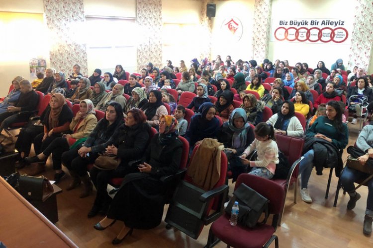 "Kadına Y&ouml;nelik Şiddetle M&uuml;cadele Eğitimi" semineri d&uuml;zenlendi