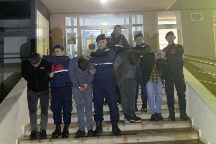 Bursa'da 100 kilometrelik alanda y&uuml;zlerce g&uuml;venlik kamerası izlenerek yakalandılar