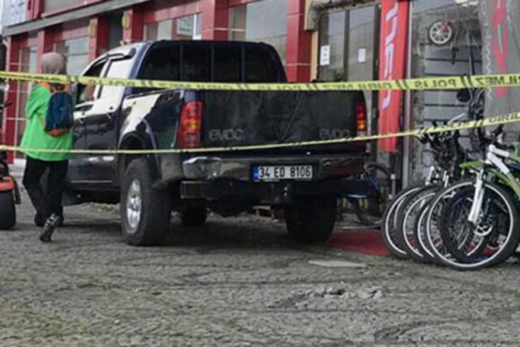 Rize'de pencereden d&uuml;şerek &ouml;len kızın annesi tutuklandı