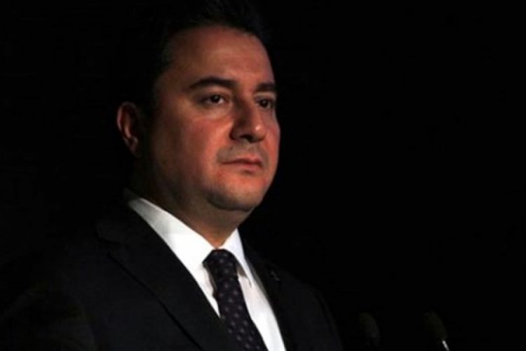 Ali Babacan, AK Parti'den neden istifa ettiğini canlı yayında a&ccedil;ıkladı