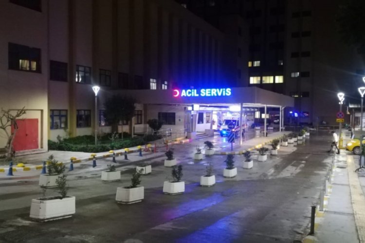Arnavutluk'taki depremde yaralanan T&uuml;rk vatandaşı İzmir'e getirildi