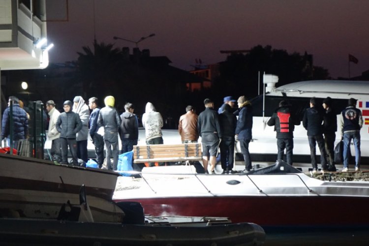 T&uuml;rkiye d&uuml;zensiz g&ouml;&ccedil;menlere "Dur" diyor