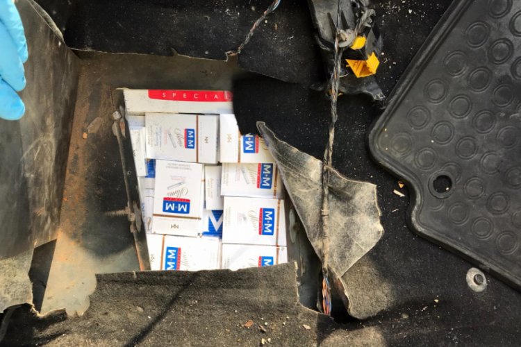 Bin 540 paket ka&ccedil;ak sigara ele ge&ccedil;irildi