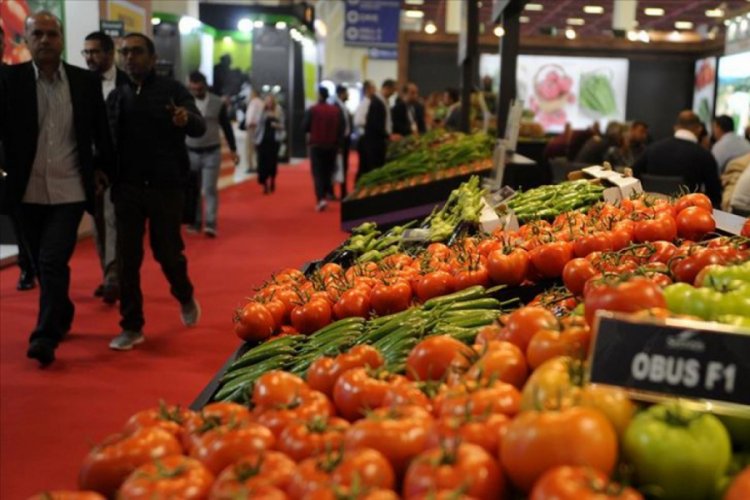 D&uuml;nyanın en b&uuml;y&uuml;k seracılık fuarı Antalya'da başladı