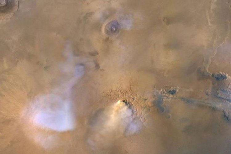 Mars'taki kum fırtınaları gezegeni 'toz kuleleriyle' kaplıyor