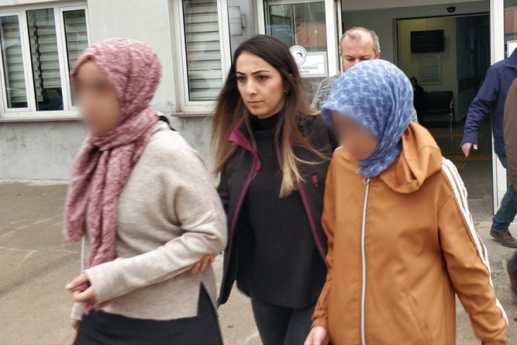 FET&Ouml;'n&uuml;n &ouml;rg&uuml;t evlerinde yakalanan 2 kadına adli kontrol