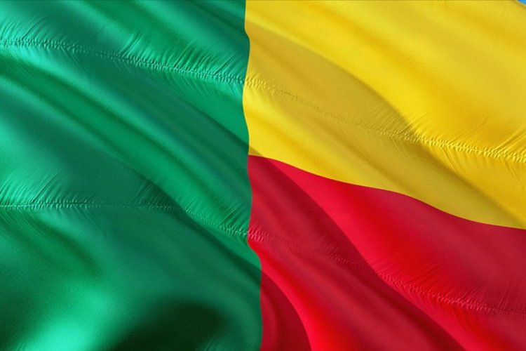Benin AB B&uuml;y&uuml;kel&ccedil;isi'ni '&uuml;lkede istenmeyen adam' ilan etti