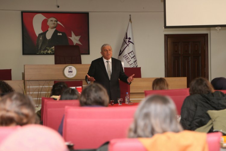 Başkan Atay &uuml;niversite &ouml;ğrencilerine seslendi