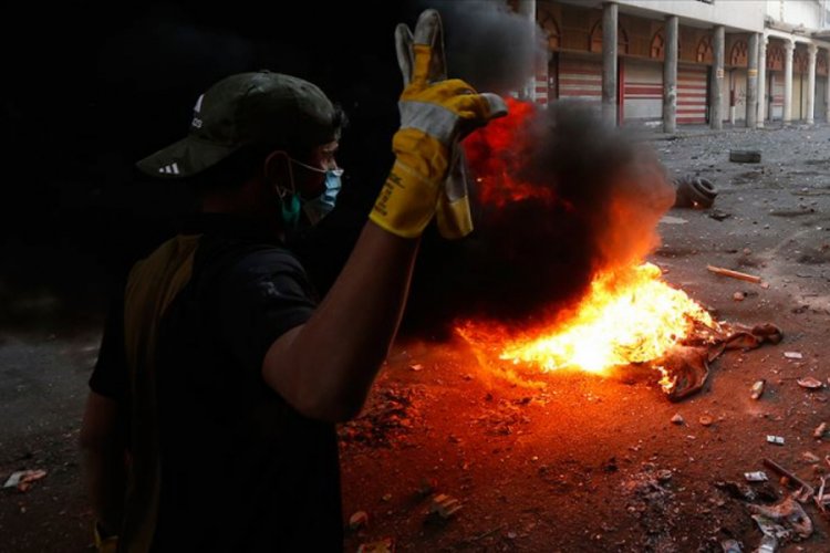 Irak, Necef'te İran Başkonsolosluğu binasının ateşe verilmesini kınadı