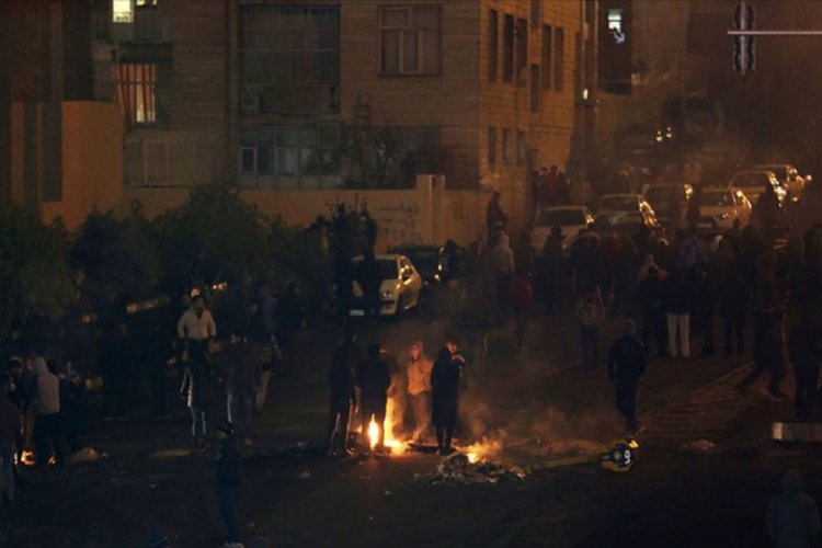 İran: G&ouml;sterilerle ilgili 8 CIA ajanı yakalandı