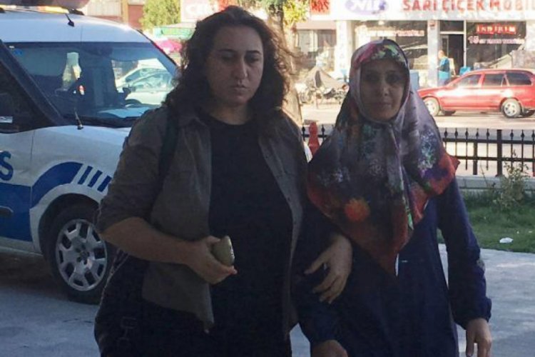 Komşularına kezzapla saldıran kadına hapis cezasında 'Pişman olmama' vurgusu