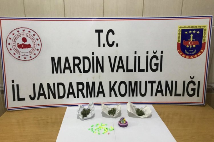 Jandarma ekipleri uyuşturucu tacirlerine g&ouml;z a&ccedil;tırmıyor