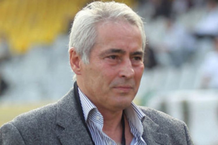 Altay eski hocasına karşı