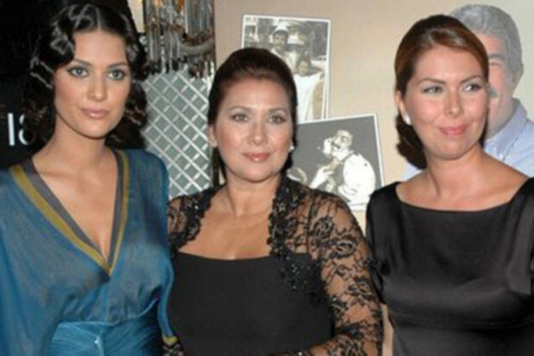 Zeynep Korel: Annem beni tehdit ediyor