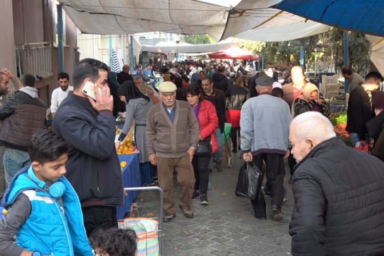 Meyve fiyatları d&uuml;şt&uuml; sebze fiyatları arttı