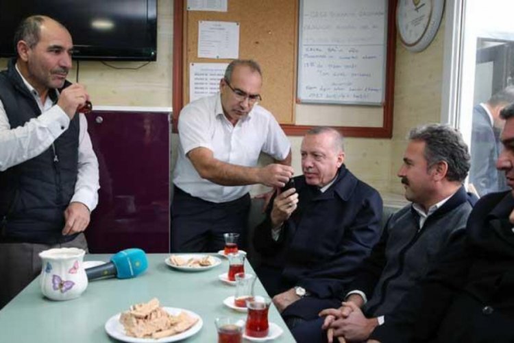 Cumhurbaşkanı Erdoğan, taksicilerle sohbet etti