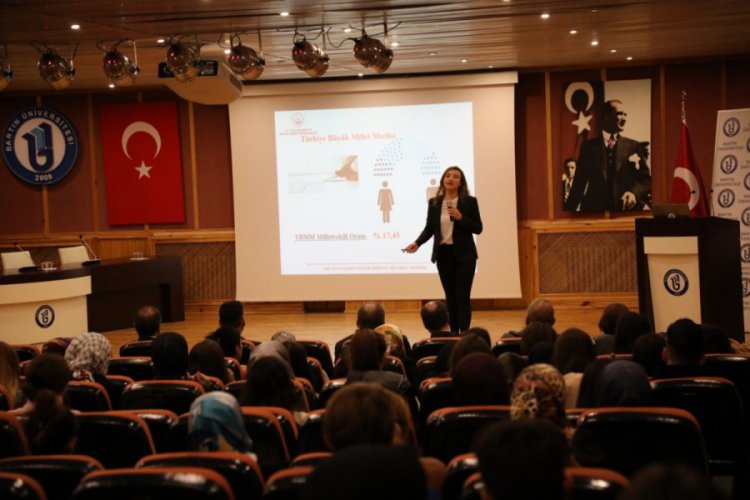 'Kadına Y&ouml;nelik Şiddetle M&uuml;cadele' eğitim semineri verildi