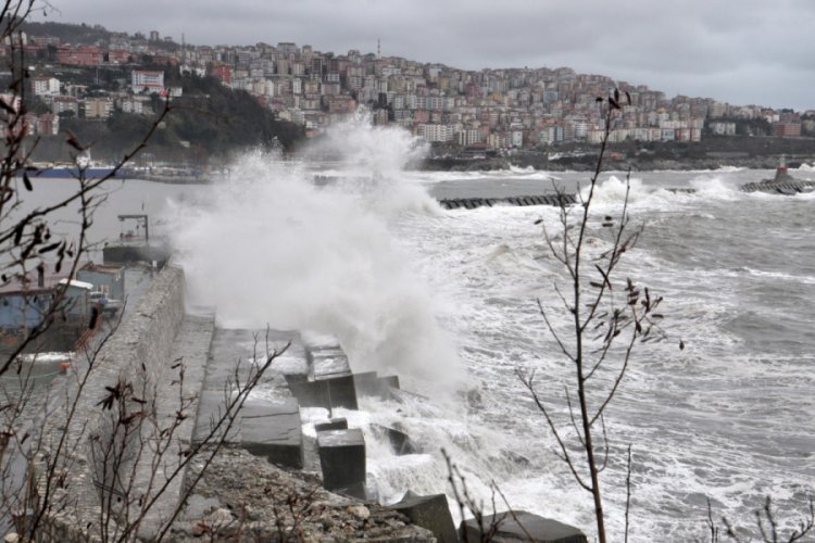 Batı Karadeniz'de fırtına uyarısı