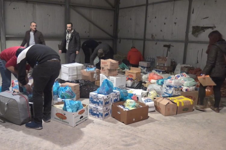 Arnavutluk depremzedeleri Kosova'ya geldi, Başbakan Haradinay ziyaret etti