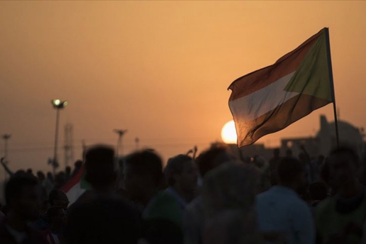 Sudan'da Beşir rejiminin 'ortadan kaldırılması yasası' onaylandı
