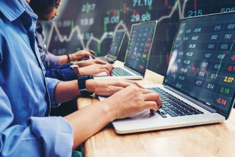 Yurti&ccedil;i piyasalar dış ticaret verilerine odaklandı