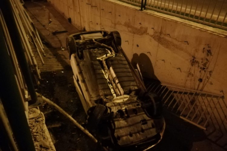 Otomobil kanala u&ccedil;tu: 1 yaralı