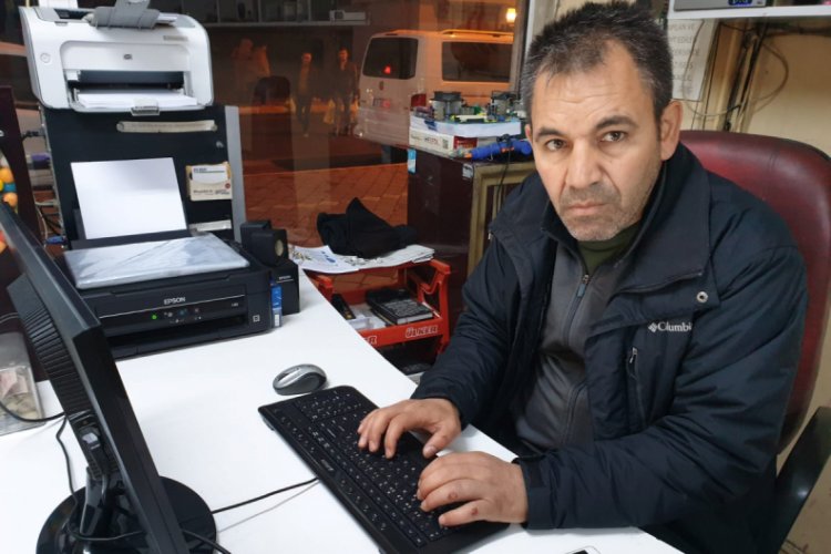 Yerel gazete sahibi &ouml;ld&uuml;resiye d&ouml;v&uuml;ld&uuml;