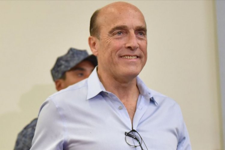 Uruguay'da Martinez devlet başkanı se&ccedil;iminde yenilgiye uğradığını kabul etti