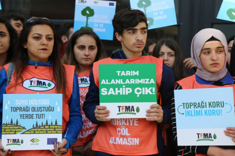 TEMA Vakfı &uuml;yeleri bu kez erozyon i&ccedil;in y&uuml;r&uuml;d&uuml;