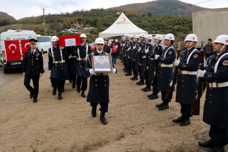 Şehit Furkan Yılmaz'ı binler uğurladı