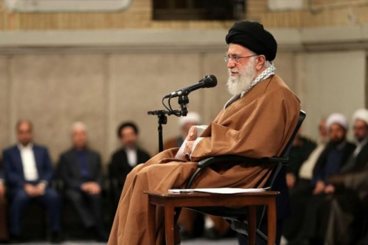 Hamaney'den Trump'ın Afganistan ziyaretine tepki