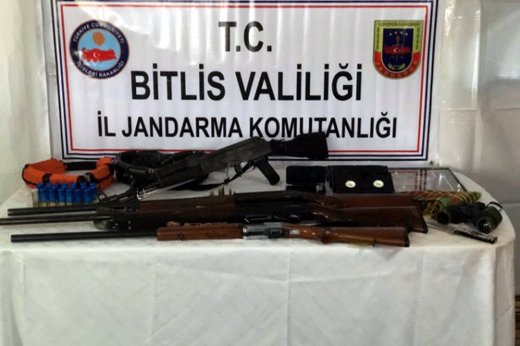 Sosyal medyadan ter&ouml;r &ouml;rg&uuml;t&uuml; propagandasına 6 g&ouml;zaltı