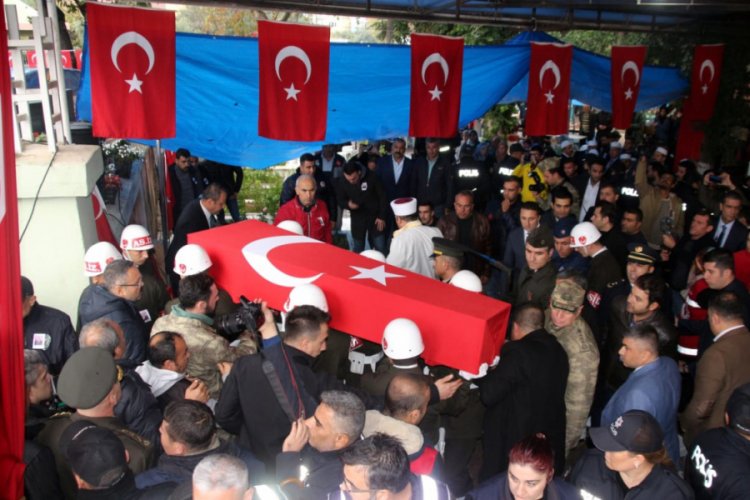 Uzman Onbaşı &Ccedil;abuk, memleketi Adana'da toprağa verildi