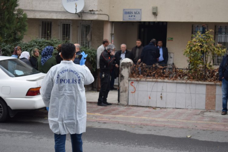 Yalnız yaşayan yaşlı adam evinde &ouml;l&uuml; bulundu