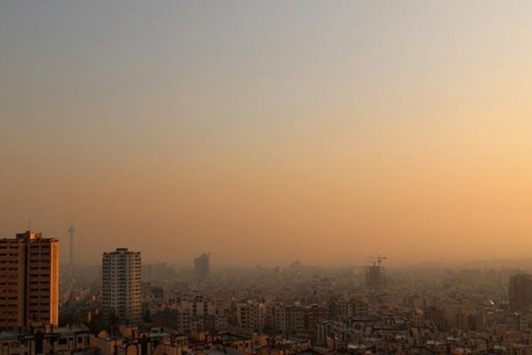 Tahran'da hava kirliliği nedeniyle eğitime ara verildi