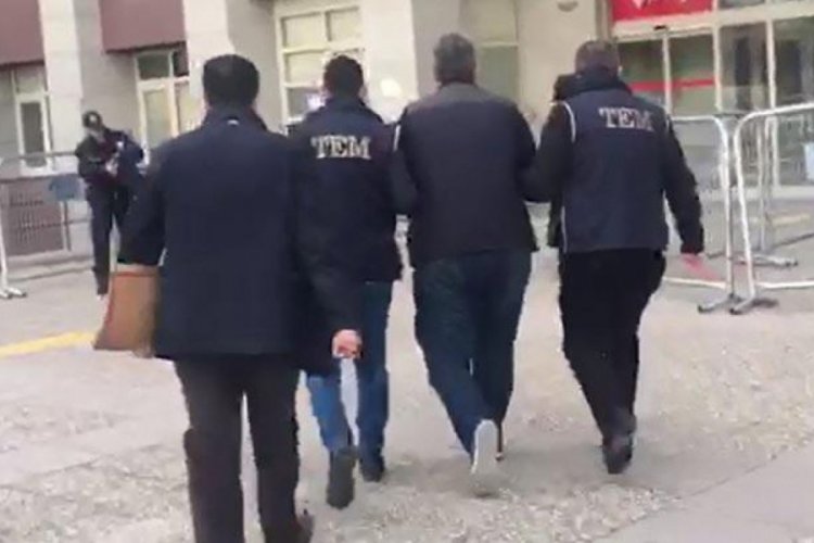 İngiltere'de yaşayan FET&Ouml; ş&uuml;phelisi sahte pasaportla yakalandı