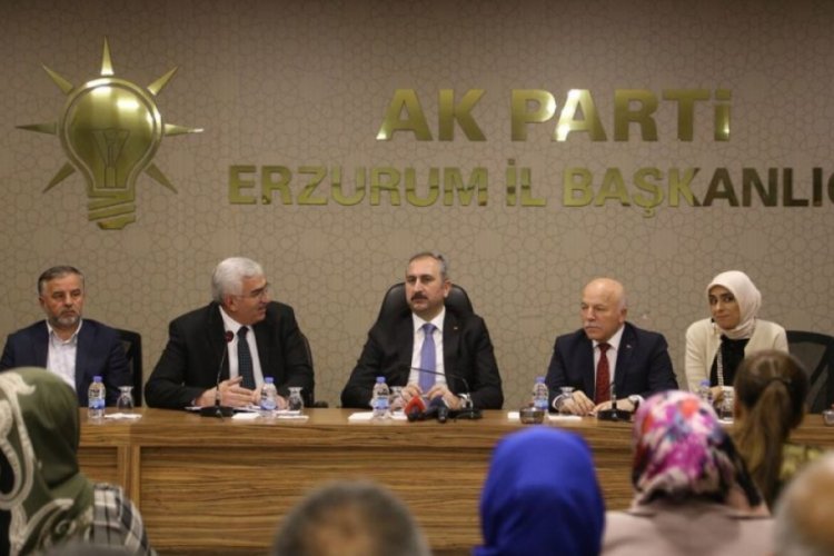Bakan G&uuml;l: Yargı, hi&ccedil;bir zaman y&uuml;r&uuml;tmenin hiyerarşik yapısındaki bir il teşkilatı değildir