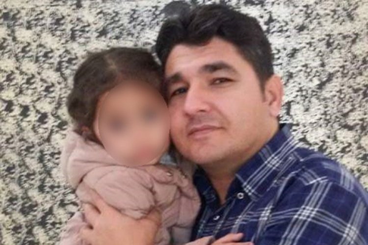 Baba ve kızı marketten &ccedil;ıkarken a&ccedil;ılan ateşle yaralandı