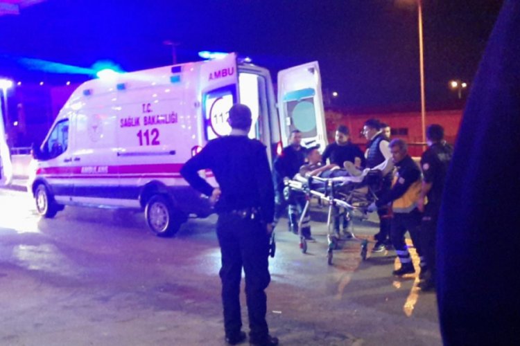Bı&ccedil;aklı kavgada 3 kişi yaralandı