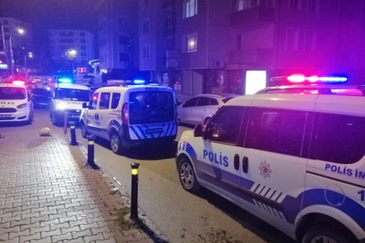 İki grup arasında silahlı kavga