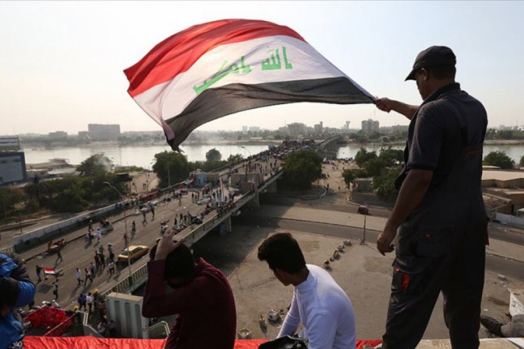 Irak'ta S&uuml;nniler ilk defa h&uuml;k&uuml;met karşıtı g&ouml;sterilere destek verdi