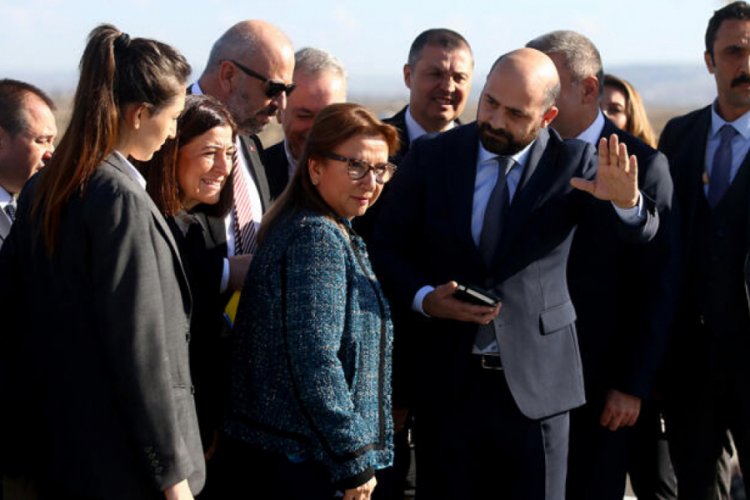 Bakan Pekcan, İpsala Sınır Kapısı'nda incelemede bulundu