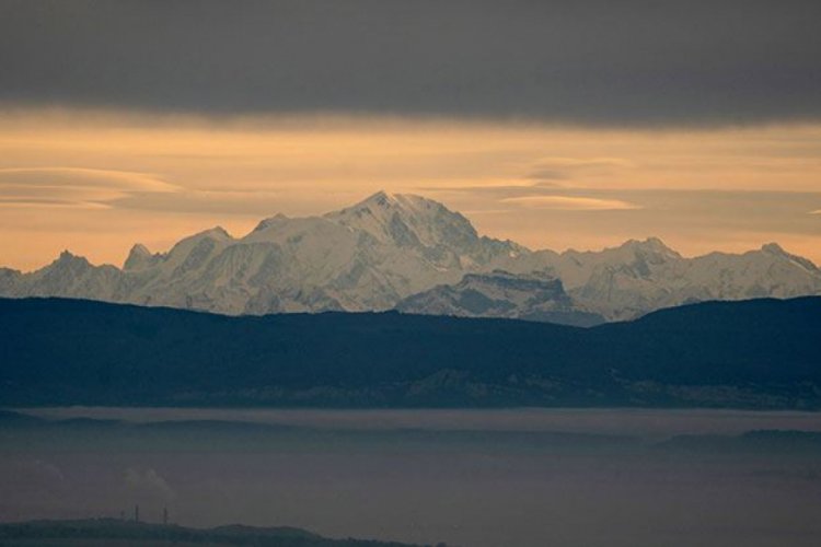 Mont Blanc'ta &ccedil;ığ felaketi, 2 kişi hayatını kaybetti