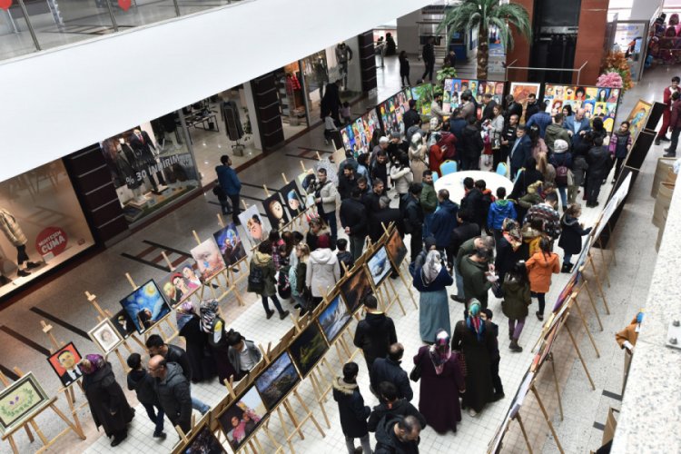 Tatvan'da 81 il &ouml;ğretmen &ouml;ğrenci resim ve sanat sergisi