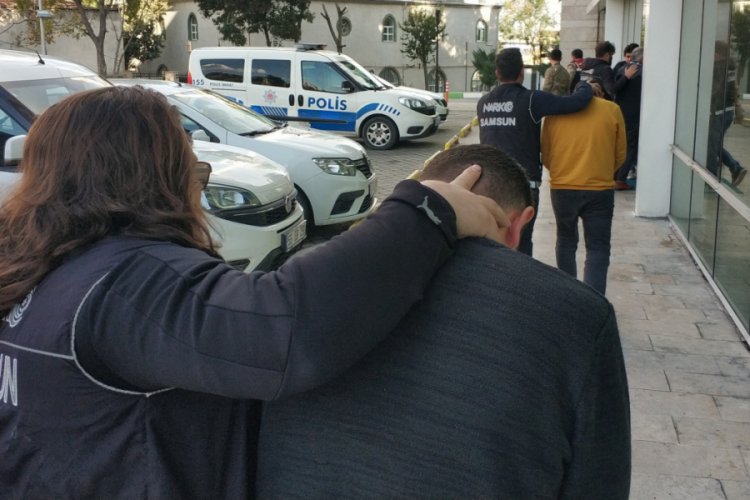 Tırda ele ge&ccedil;en 12 kilo esrarla ilgili 1 tutuklama