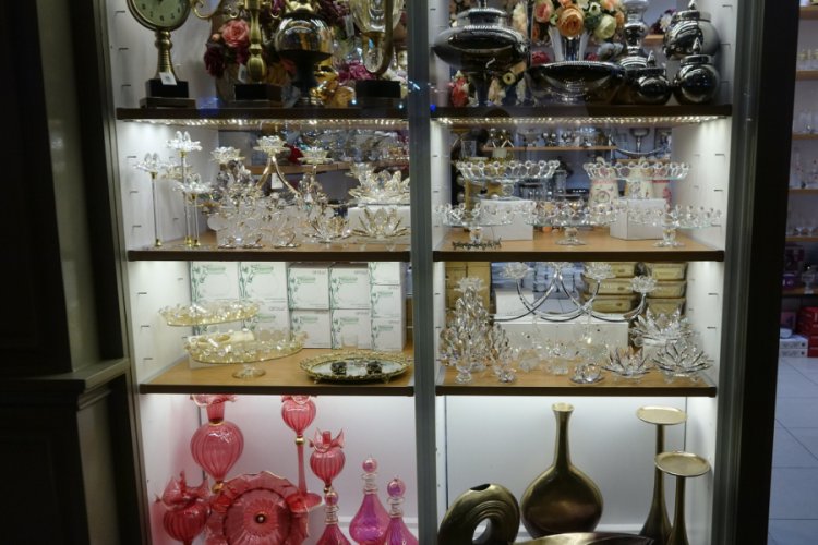 Anne kız hırsızlar kameraya takıldı