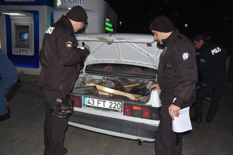 Aynı otomobilde 3 g&uuml;n arayla uyuşturucu bulundu