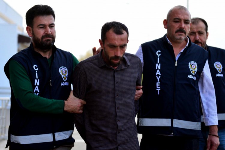 Annesini uyurken başına odunla vurarak &ouml;ld&uuml;rm&uuml;ş