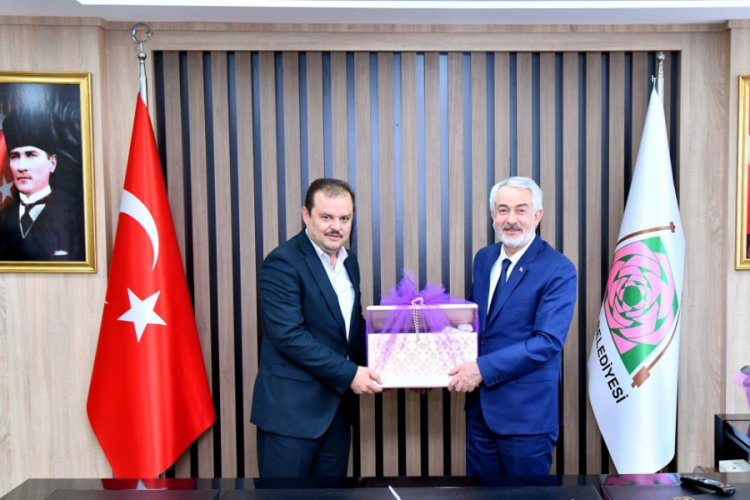 AK Parti Yerel Y&ouml;netimler Başkan Yardımcısı &Ouml;z: "Başkanımızla Isparta en iyi hizmeti alacaktır"